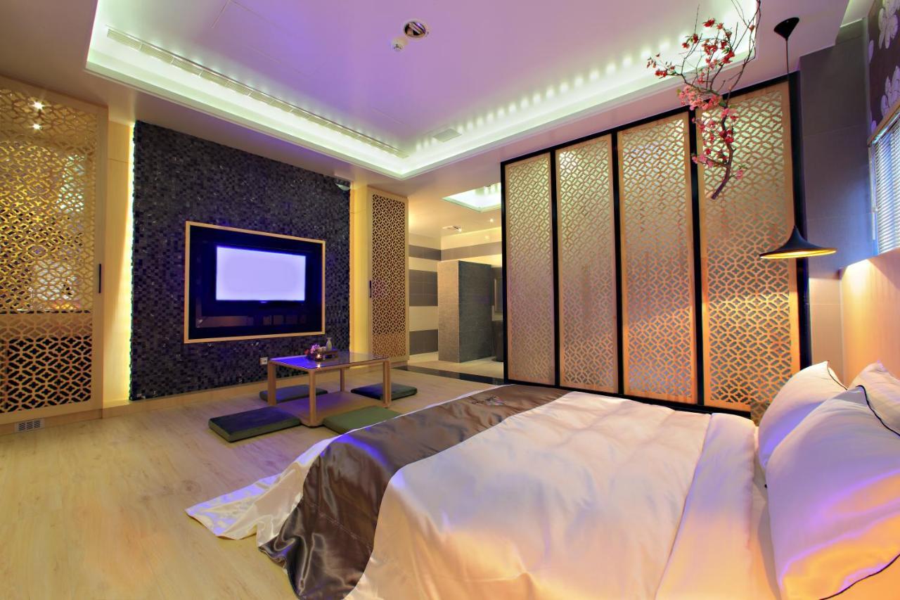 艾菲尔Motel文化旅店 梧栖 外观 照片